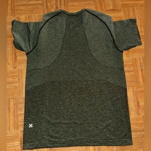 Lululemon Metal Vent Tech Short Sleeve